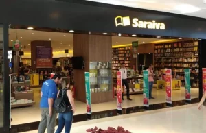 Saraiva fecha lojas físicas no Brasil e se concentra no e-commerce livraria saraiva